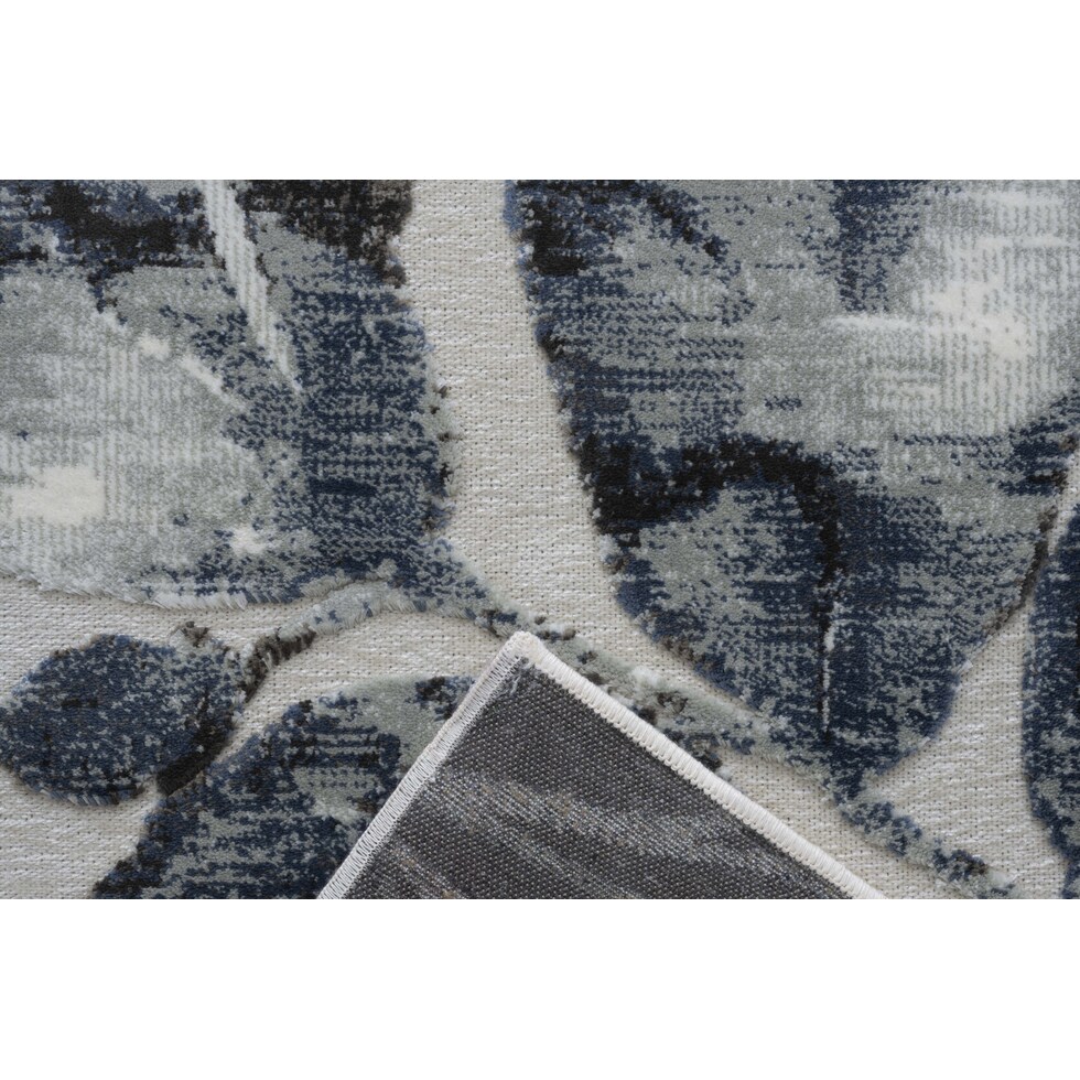 white rug   