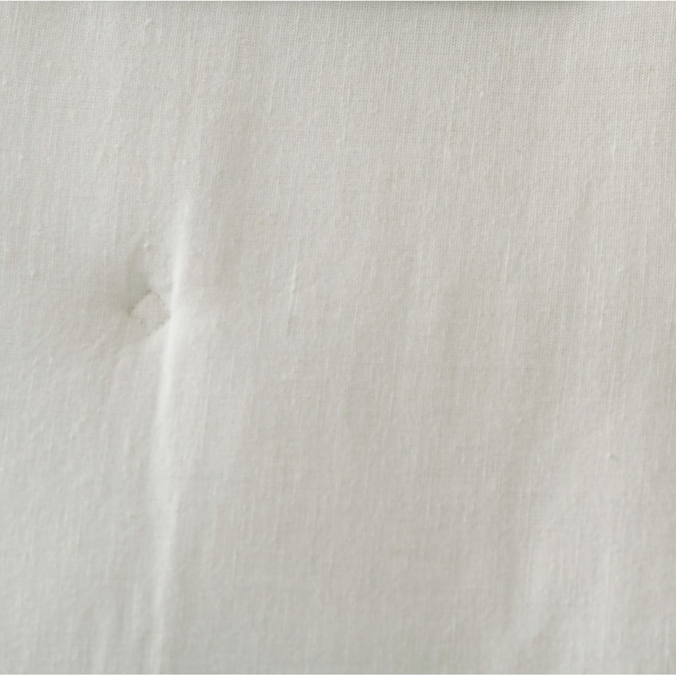 white swatch  