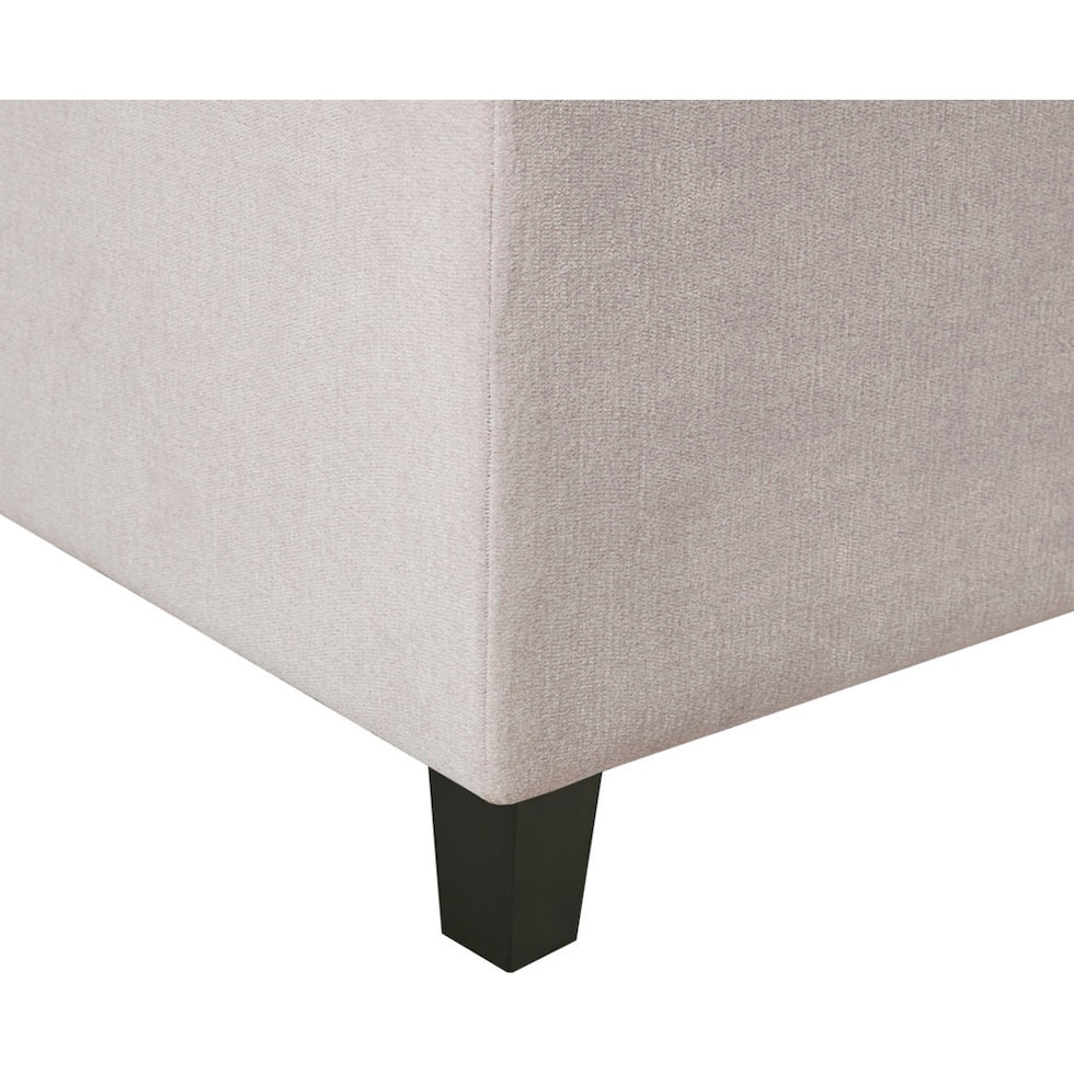 wilmer neutral bench   