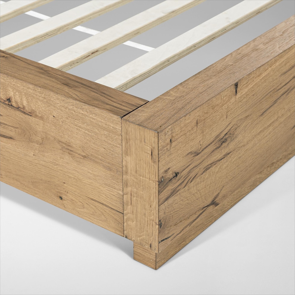wyatt light brown queen bed   