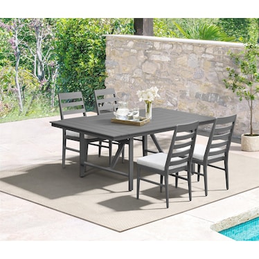 Yarmouth Outdoor Dining Table and 4 Panel Chairs