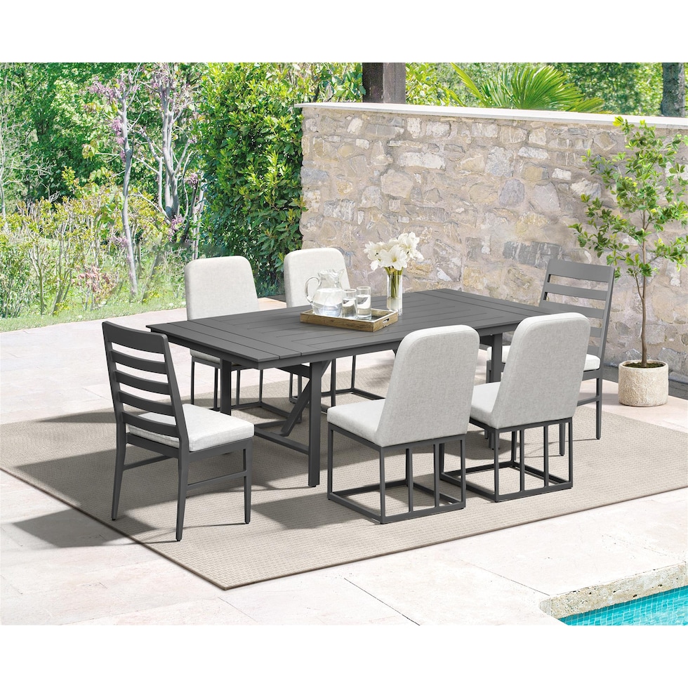 yarmouth light brown  pc outdoor dining   